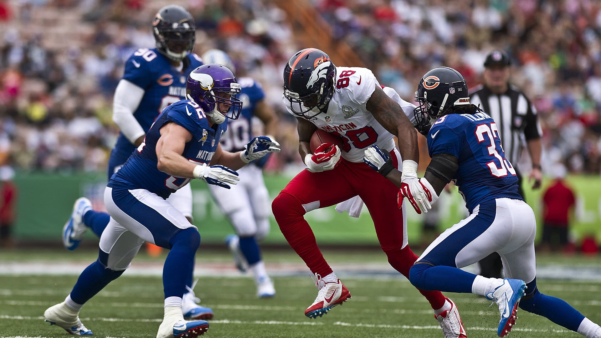 开云综合服务-足球界的“黑科技”：未来比赛是否会用到机器人？，机器人足球比赛是人工智能吗